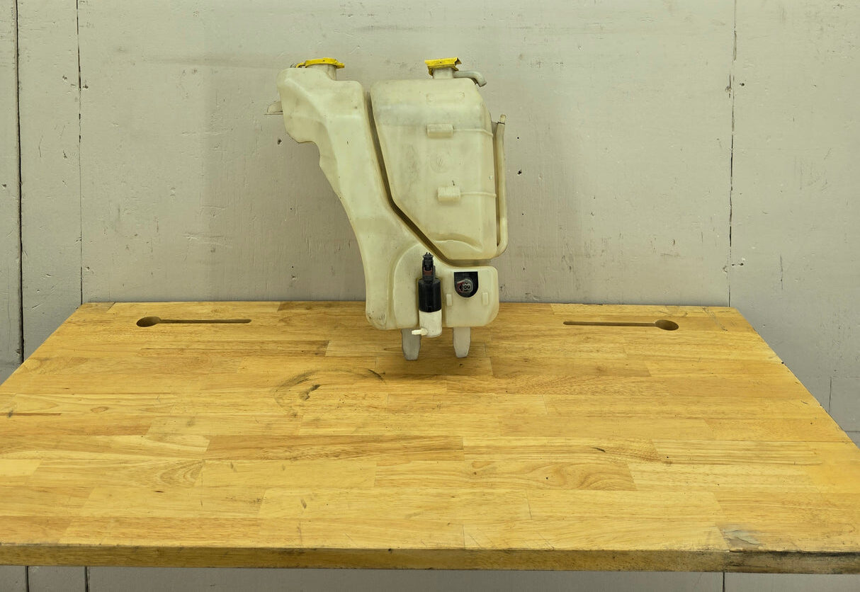 2006-2009 Dodge Ram 1500 Coolant & Washer Reservoir 55056502AE