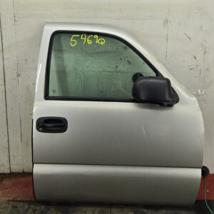 1999-2006 Chevrolet Silverado / GMC Sierra 1500 2500 3500 HD Front Passenger side Door RH